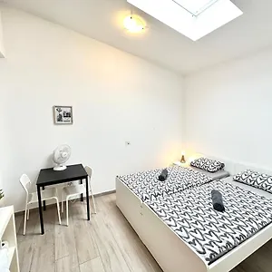 Center Station Hostal